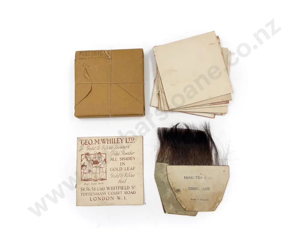 One Packet and Ten Books of S/S Leaf with One Part Book of Gold Leaf Image 1++