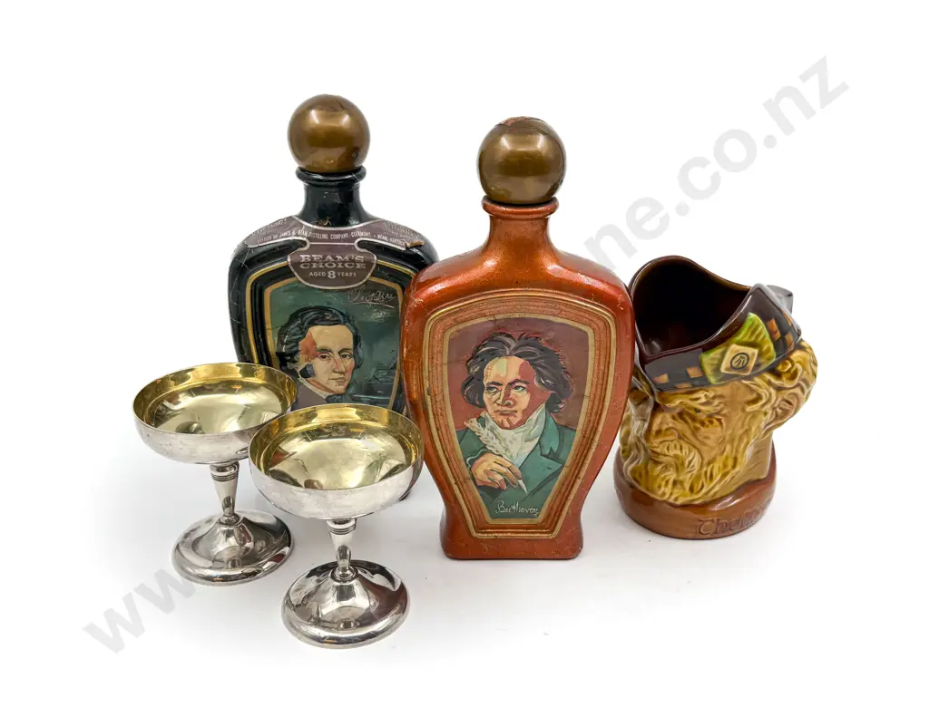 Two Character Whisky Decanters McCallum's Jug & Two Goblets Image 1++
