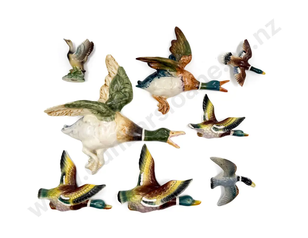 Six Duck Wall Plaques Wall Pocket & Ornament (A/F) Image 1++