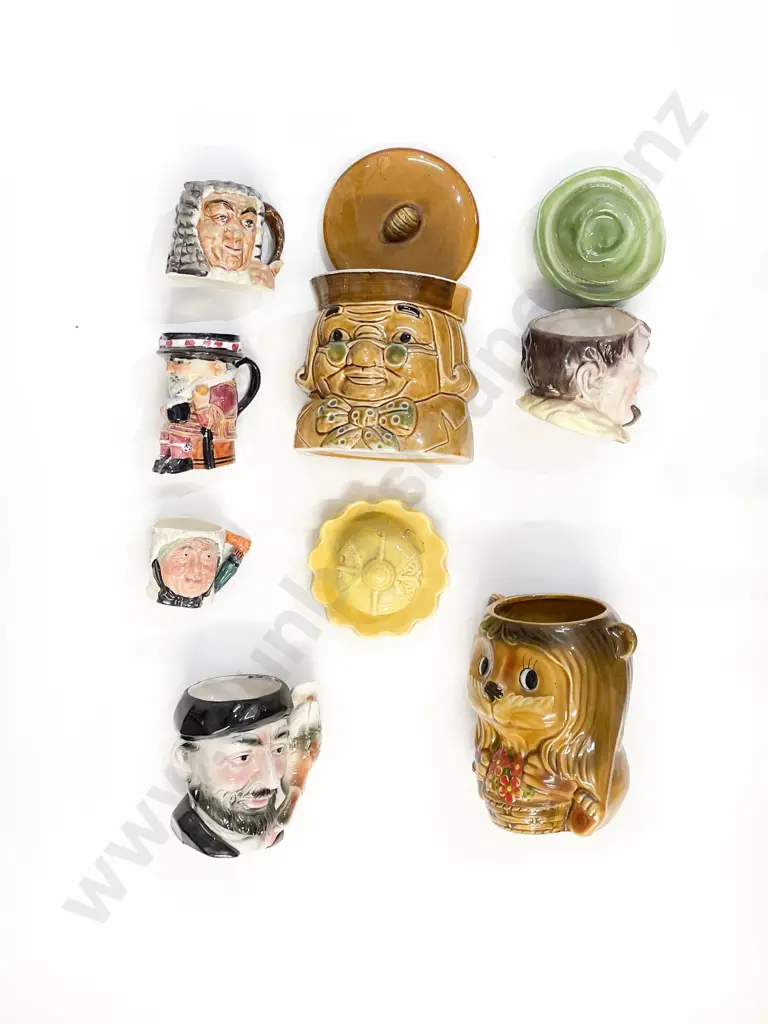 Vintage Biscuit Barrels Toby Jugs etc Image 1++
