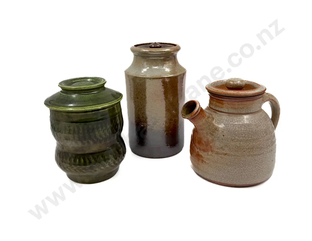 Two NZ Pottery Lidded Canisters & Michael Trumic Teapot Image 1++