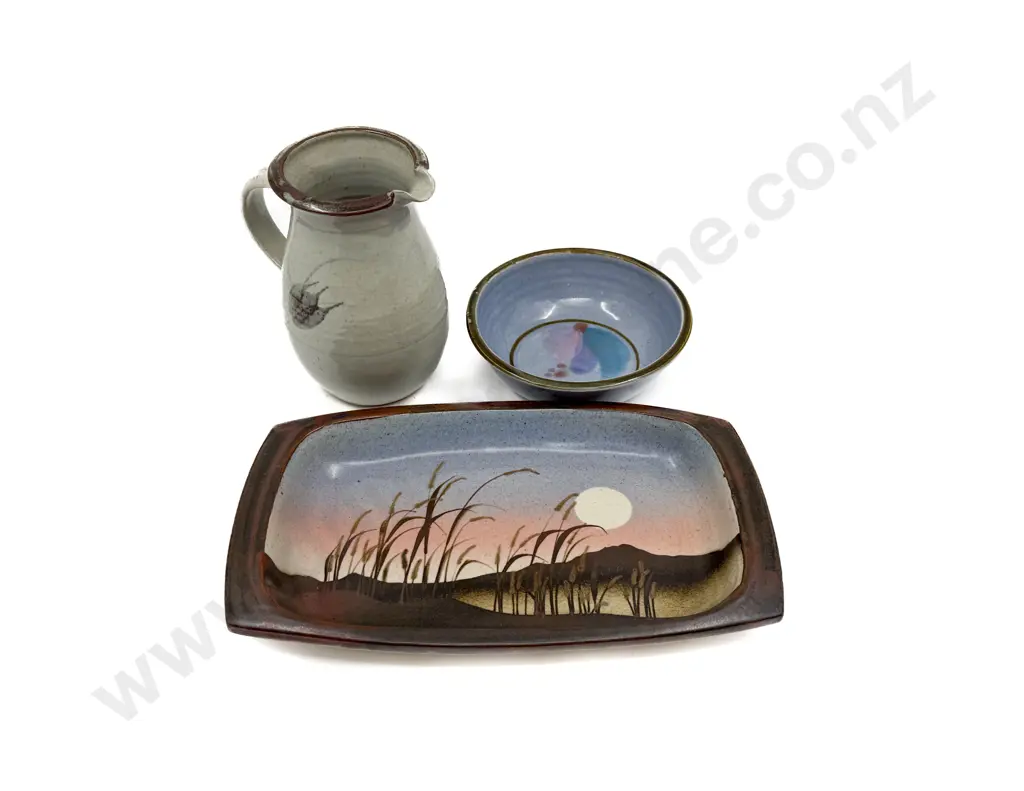 Wayne Porteous Bowl with Bruce Lissant-Clayton Platter & NZ Pottery Jug Image 1++