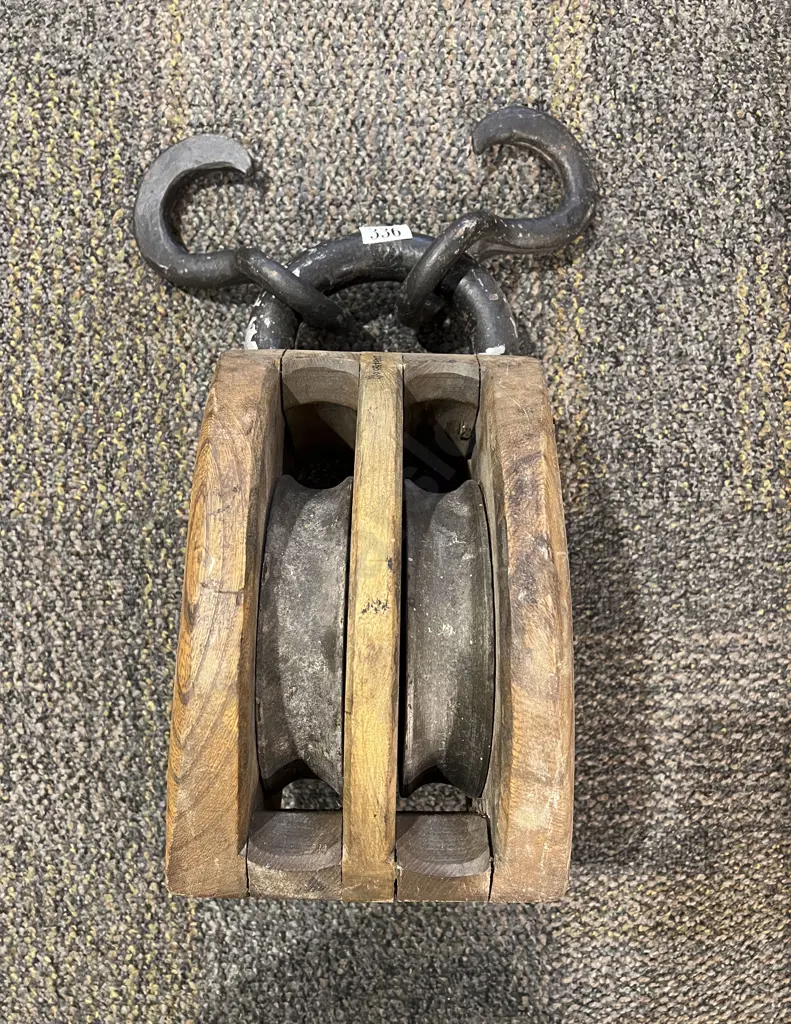 Double Rope Pulley with Two Hooks Image 1++