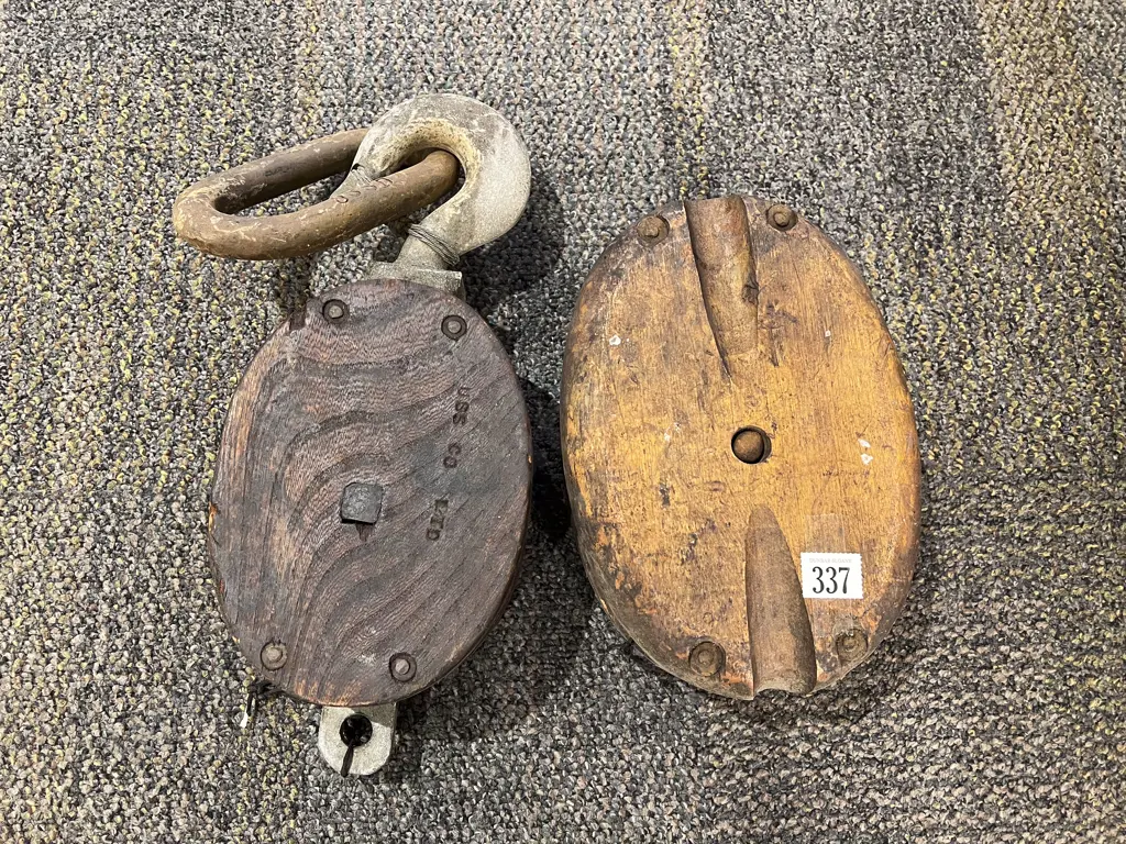 Two Rope Pulleys Image 1++