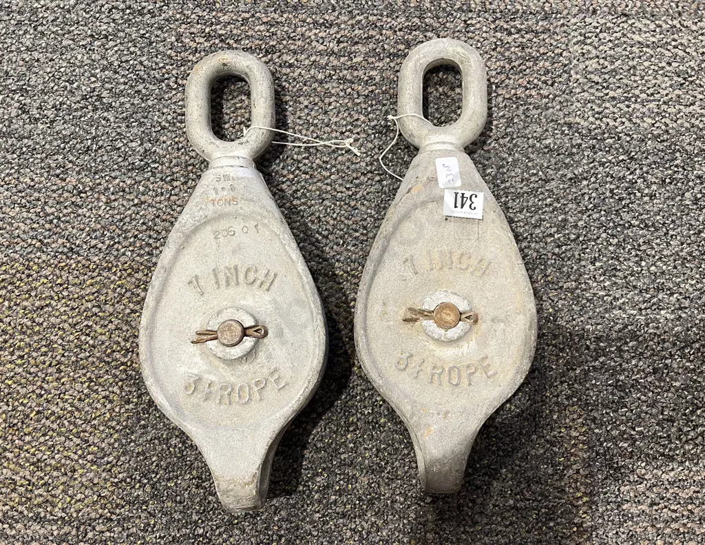 Two Cast Metal 7 Inch Rope Pulleys Image 1++