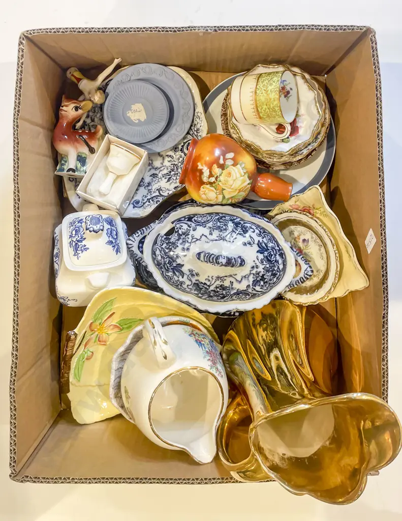 Blue & White Sauce Tureen on Stand with Fancy Dishes & Assorted Image 1++