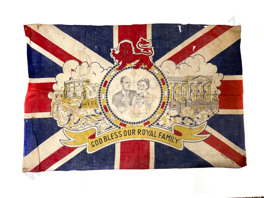 Assortment of Vintage British Flags Image 1++