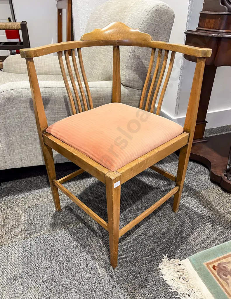 Early C20th Corner Office Chair Image 1++