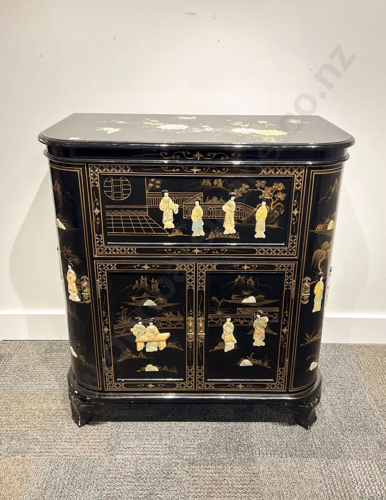 Chinese Heavy Lacquered & Decorated Cocktail Cabinet Image 1++