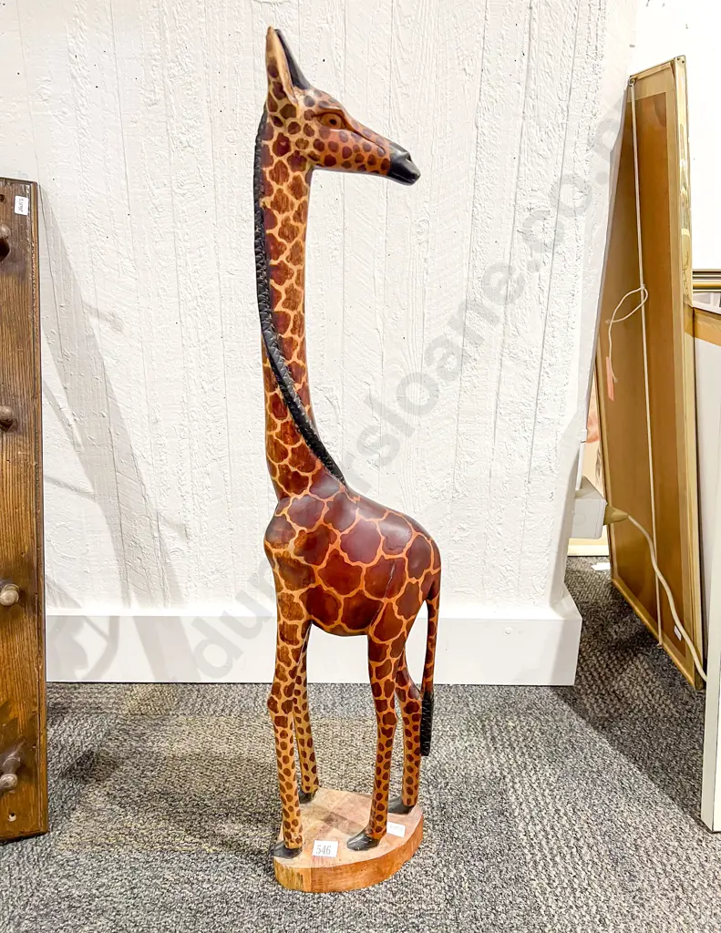 Wooden Giraffe Ornament Image 1++