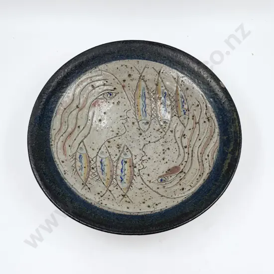Large Pamella Annsouth Stoneware Footed Bowl (a/f)