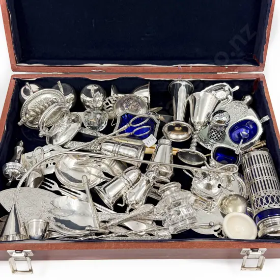 Canteen of Assorted S/P & Cutlery