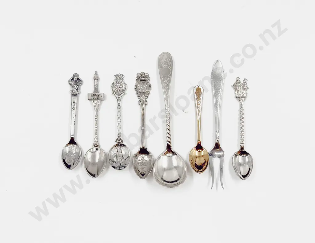Quantity of Assorted S/P Cutlery etc Image 1++