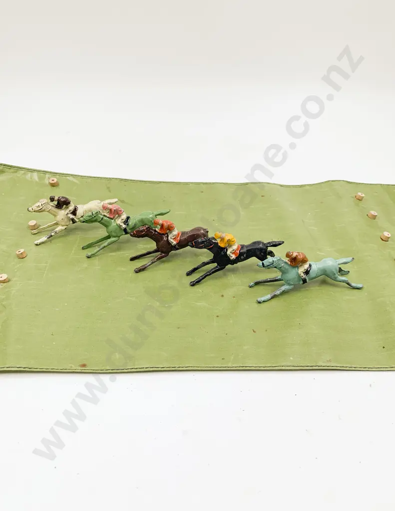 Vintage Escalado - The Mechanical Race Game Image 1++