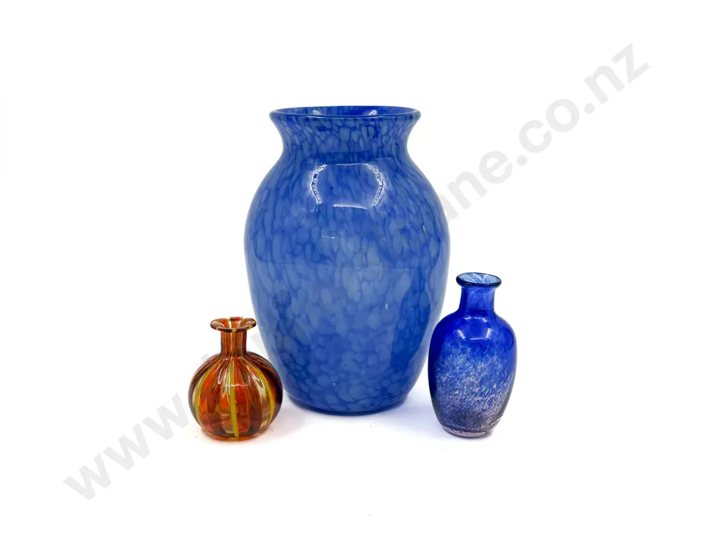 Three Art Glass Vases Image 1++