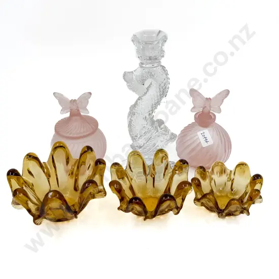 Quantity of Assorted Decorative Glassware