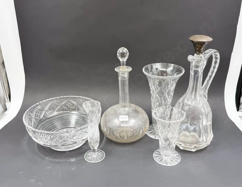 Victorian Silver Topped Stopper Ewer & Quantity of Assorted Crystal & Glassware Image 1++