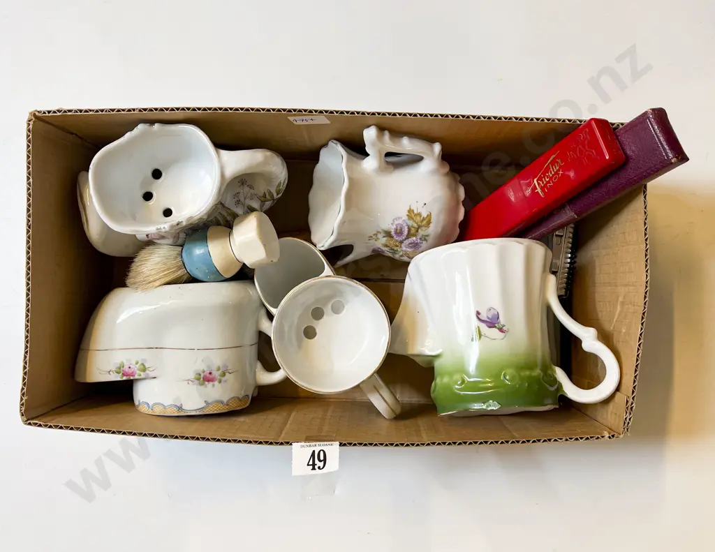 Quantity of Assorted Vintage Shaving Mugs together with Assorted Vintage Razors Image 1++