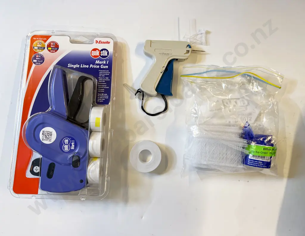 As New Pricing Gun together with Clothing Tag Gun Image 1++