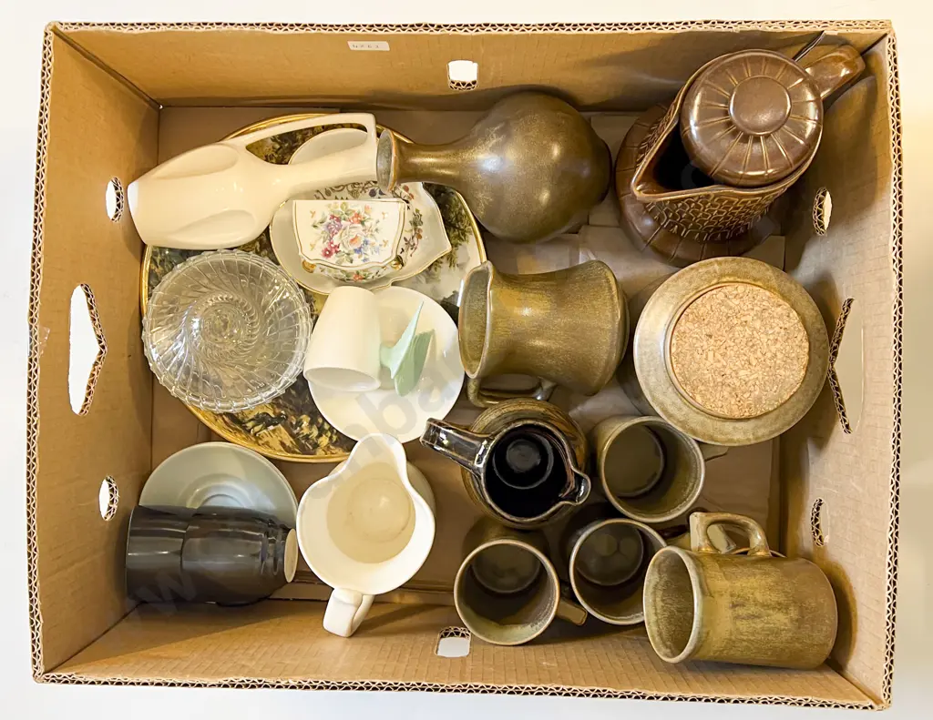 Quantity of Assorted Stoneware & China Image 1++