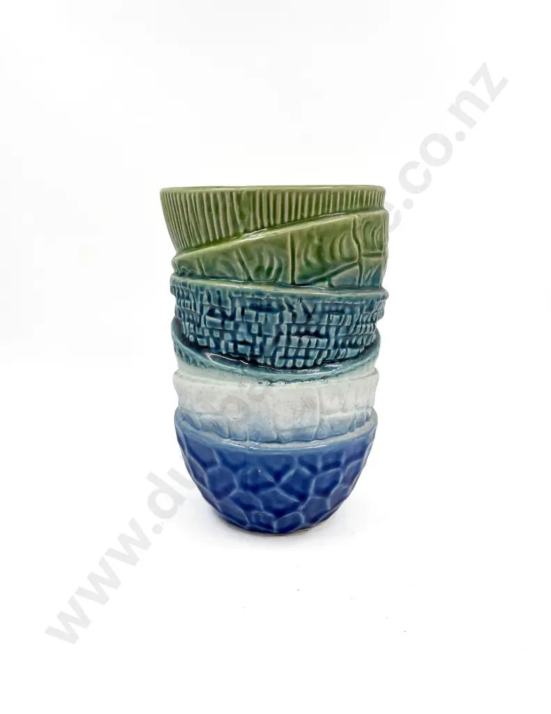 Quantity of Assorted Vases etc Image 1++