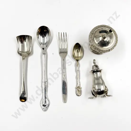 Quantity of Assorted S/P Cutlery etc