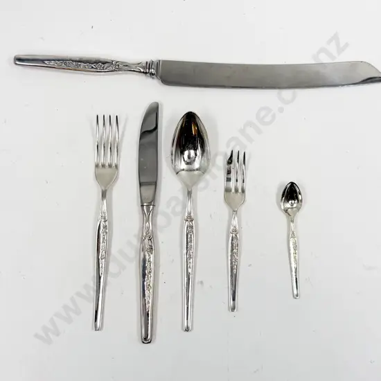 Grosvenor Gay Part Silver Plate Cutlery Set