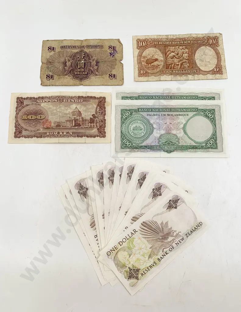 NZ $1 x 18 AMT849479 - AMT849484 With Five World Notes Image 1++