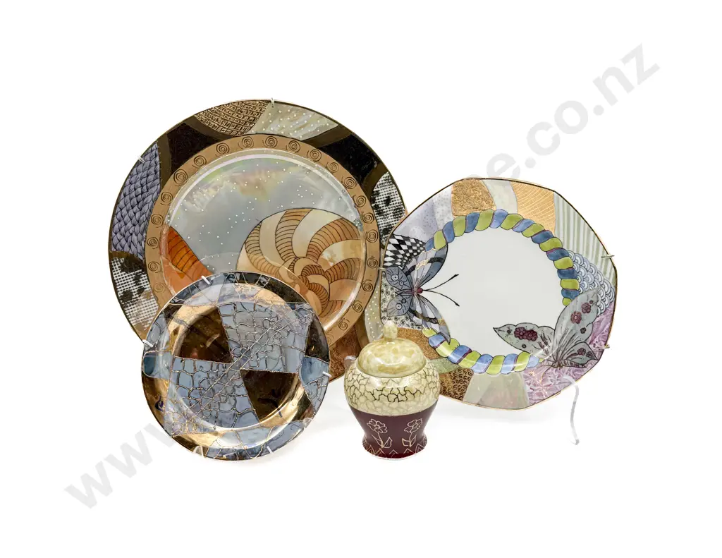 Small Quantity of Assorted China Image 1++