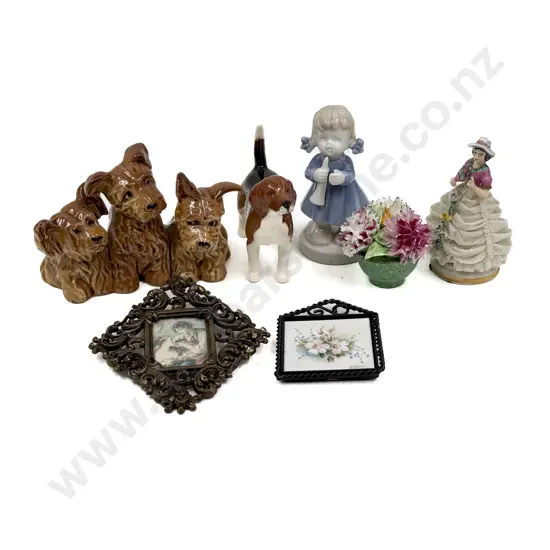 Beswick Dog & Assorted Ornaments