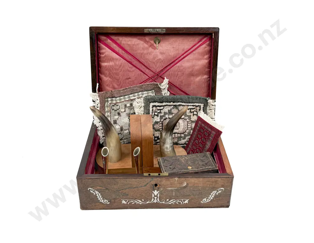 Box of Assorted Collectibles incl Horn Bookends Image 1++