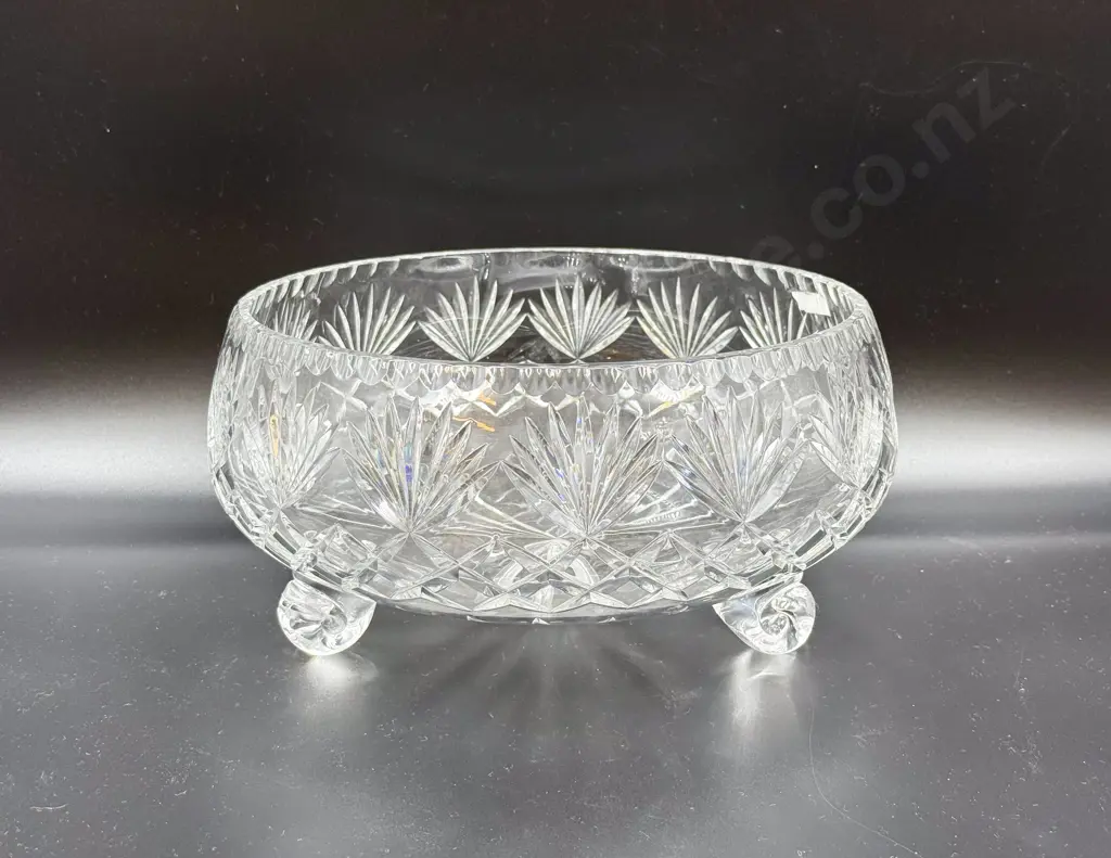 Large Footed Crystal Bowl Image 1++