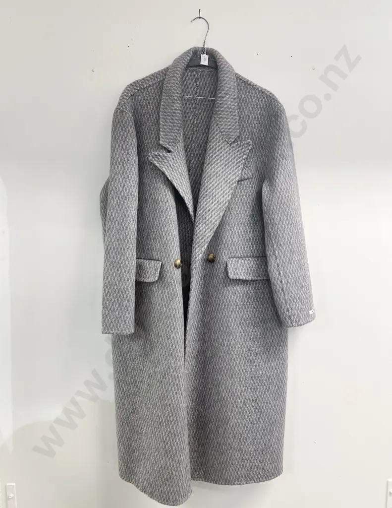 Ladies 80% Wool Coat Image 1++