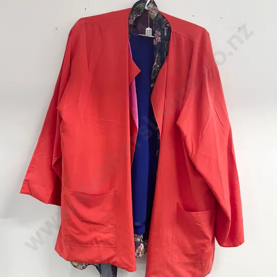 Maggie Shepherd 3/4 Sleeve Blue Top with Floral Blouse and reservable Blazer