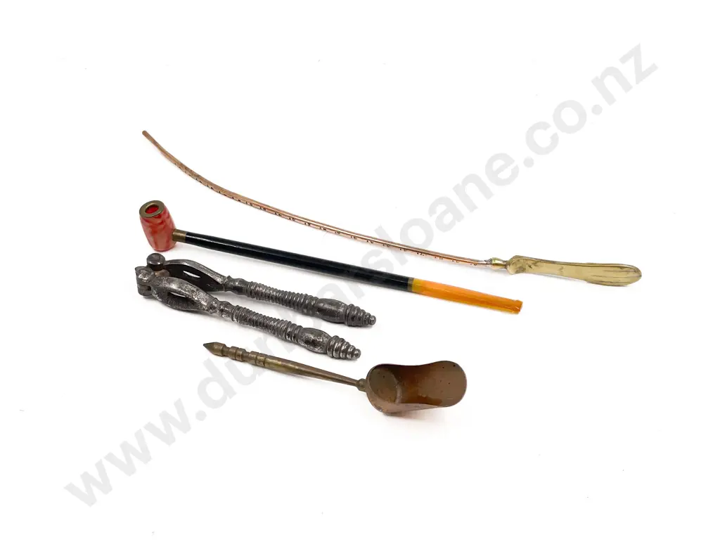 Small Quantity of Assorted incl Vintage Pipe Image 1++