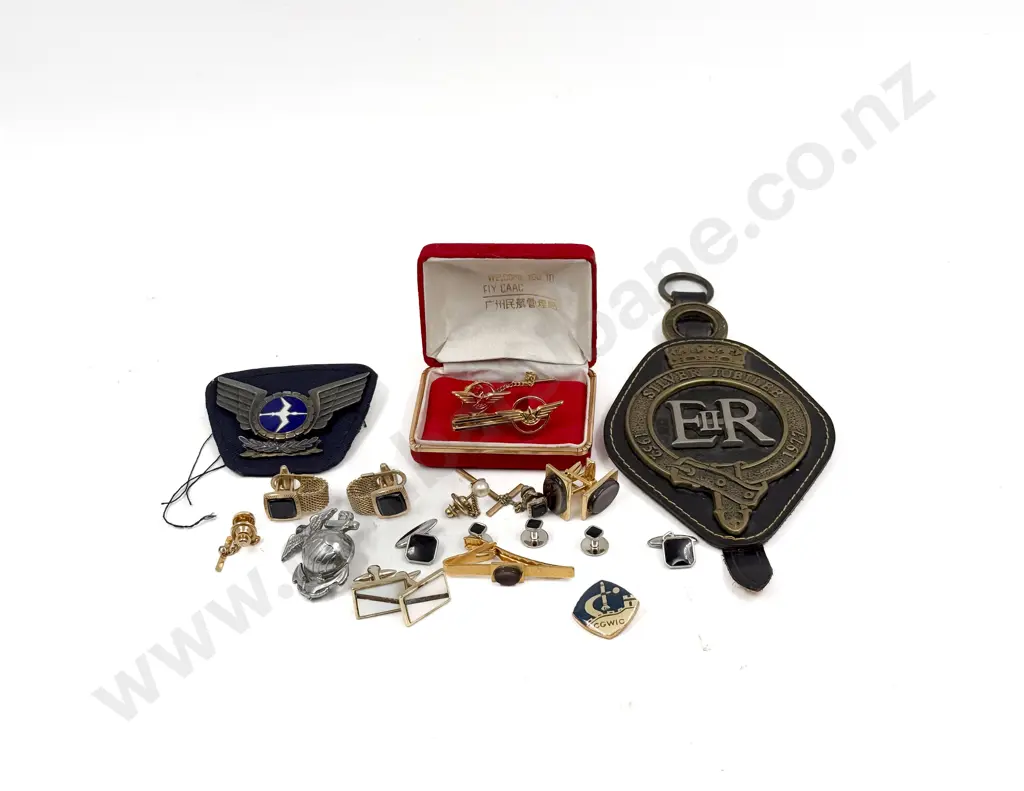Assorted Badges & Cufflinks incl Royal Comm. & Aviation Image 1++