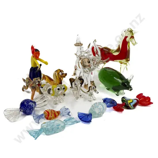 Small Quantity of Assorted Art Glass Animals & Sweets etc