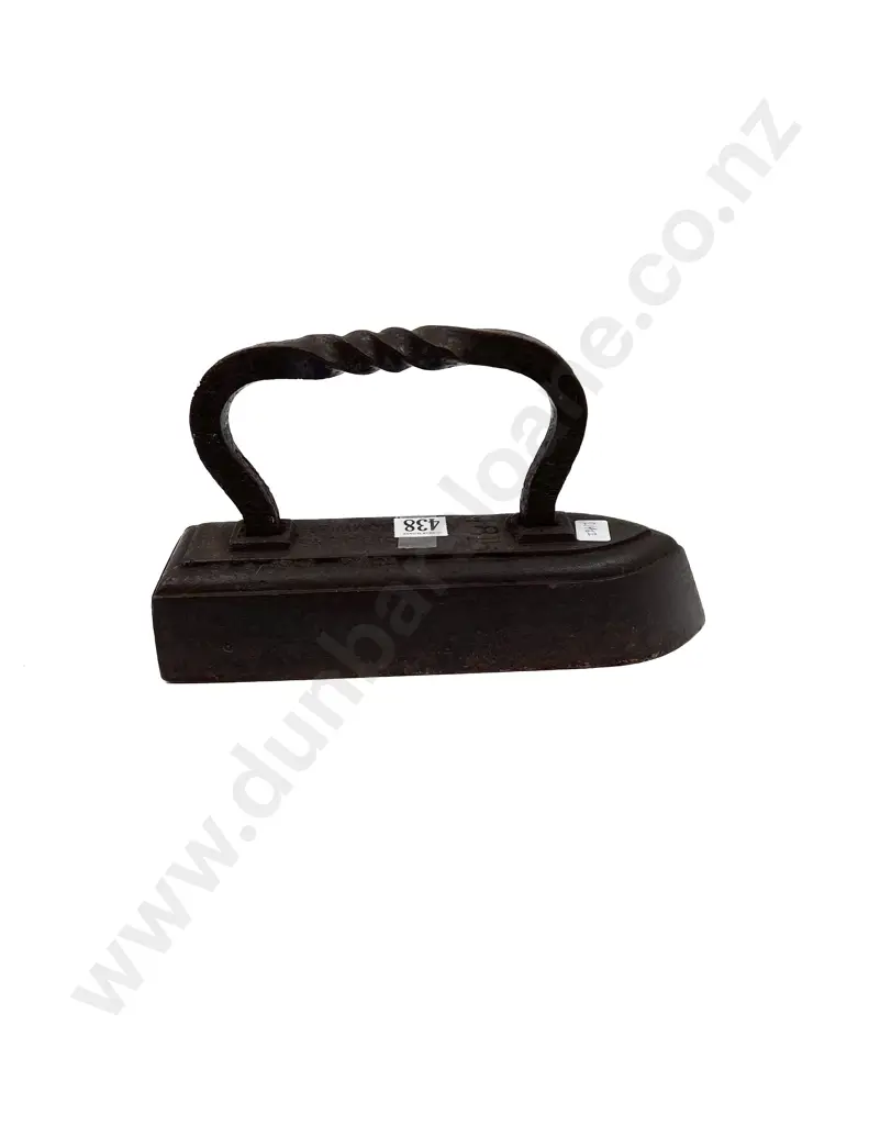 Heavy Cast Metal Smoothing Iron Image 1++