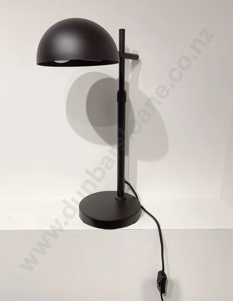 Modern Table Lamp Image 1++