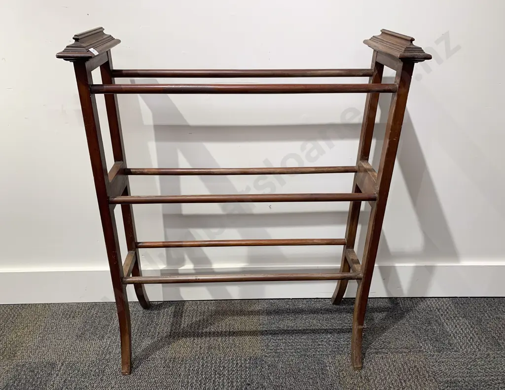 Towel Rack Image 1++