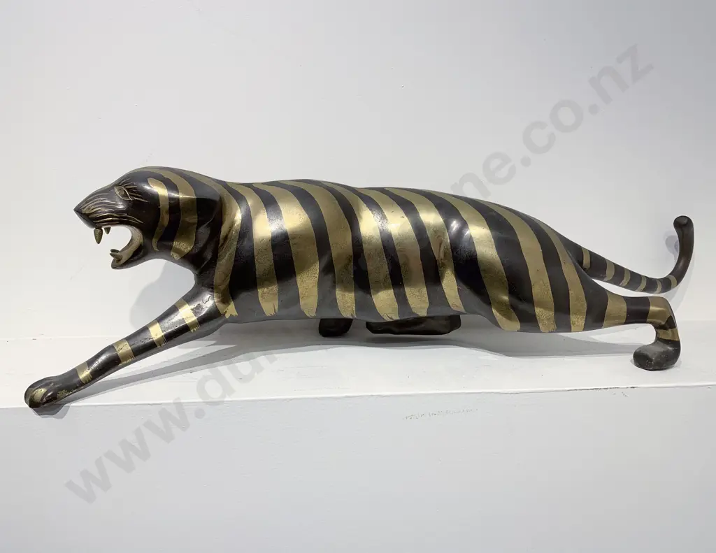 Brass Tiger Ornament Image 1++