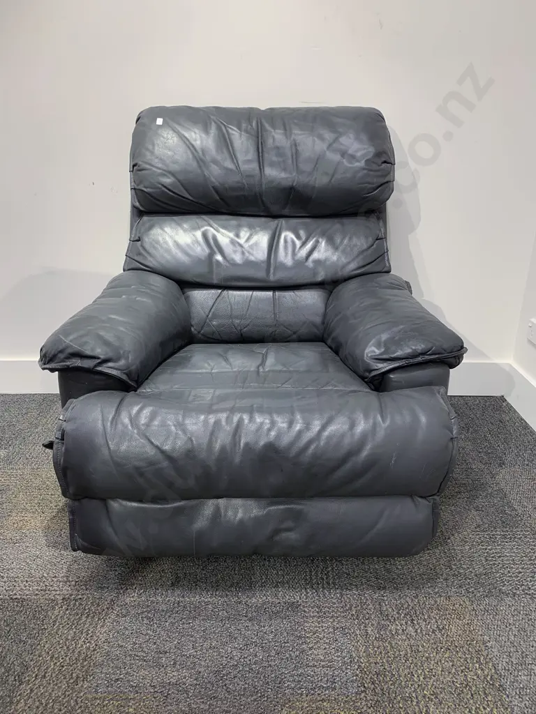 Leather Reclining Armchair Image 1++