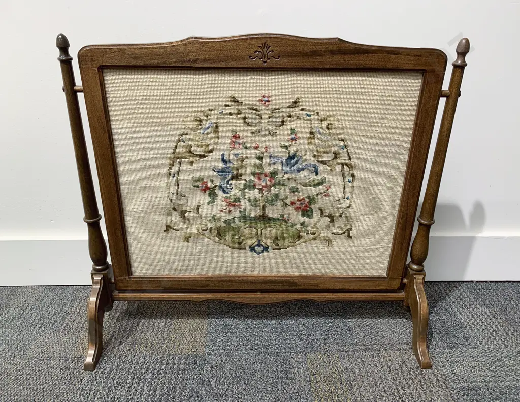 Mahogany Fire Screen With Tapestry Panel Image 1++