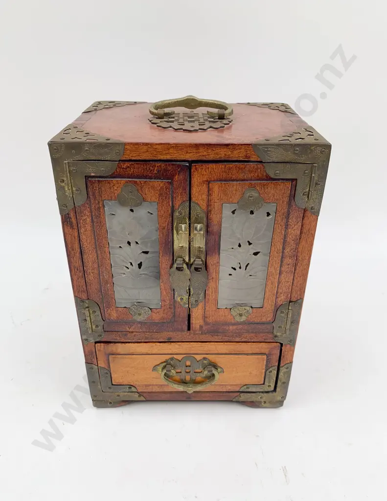 Chinese Jewellery Box Inset With Carved Hardstone Panels Image 1++