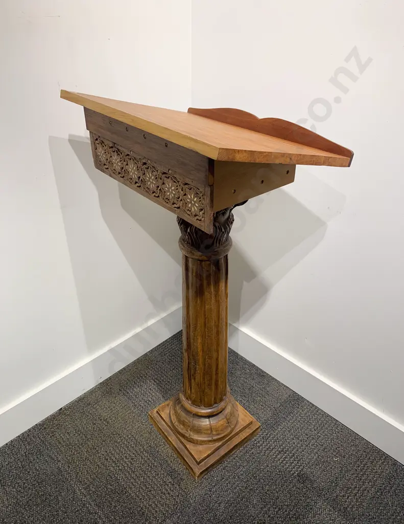 Lectern Image 1++