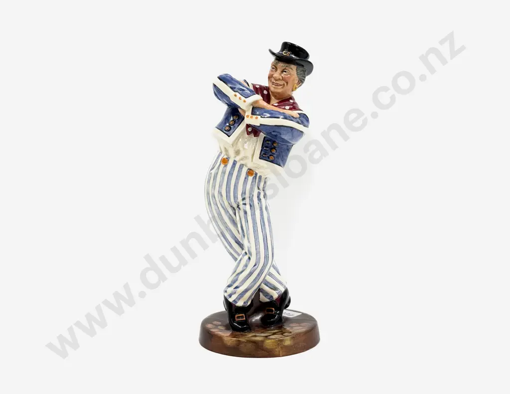 RD Figure The Horn Pipe HN 2161 Image 1++