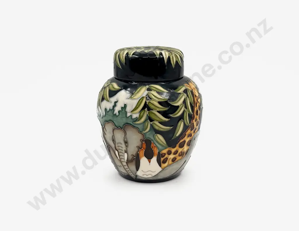 Moorcroft C1995 Wildlife Pattern Ginger Jar & Cover Image 1++