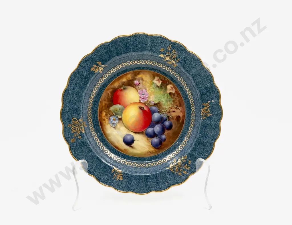 Royal Worcester Shallow Dish Image 1++
