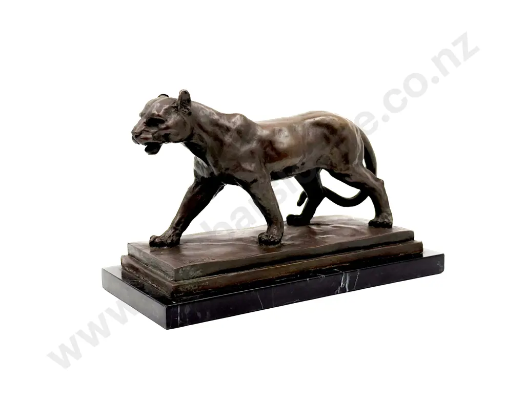 Bronze Desk Top Model of a Lioness after Antoine-Louis Barye Image 1++