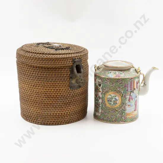 Late C19th Cantonese Export Famille Rose Teapot